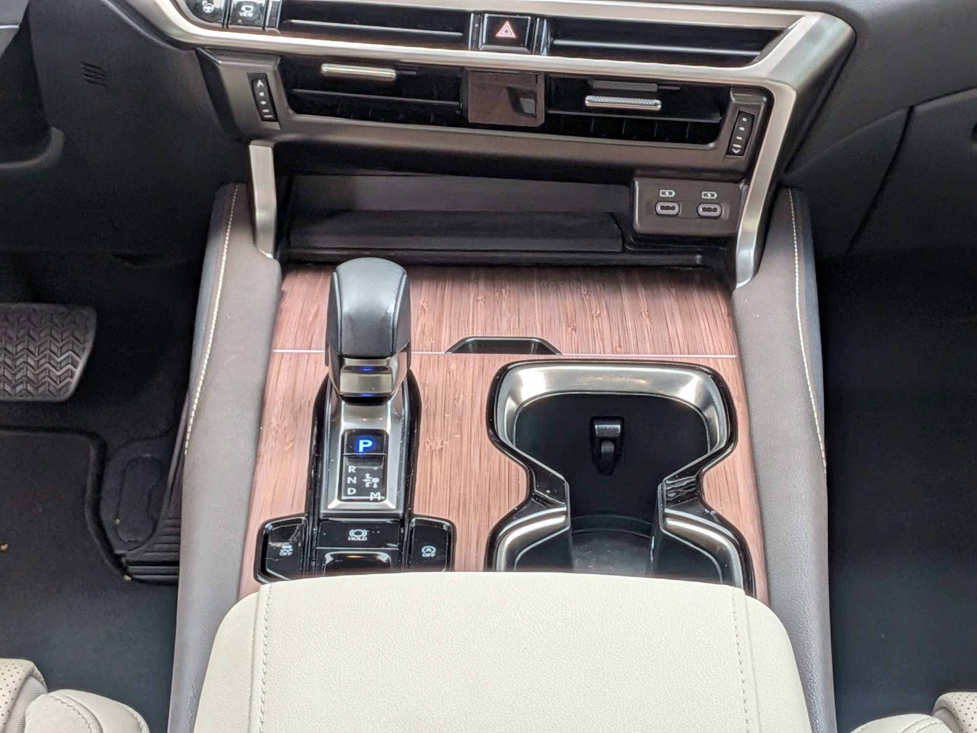 Used 2023 Lexus RX 350 FWD w/ Cold Area Package image 21
