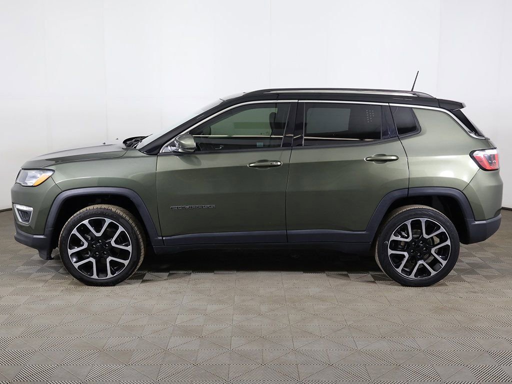 Used 2017 Jeep Compass Limited w/ Safe & Security Group AWD/4WD image 16