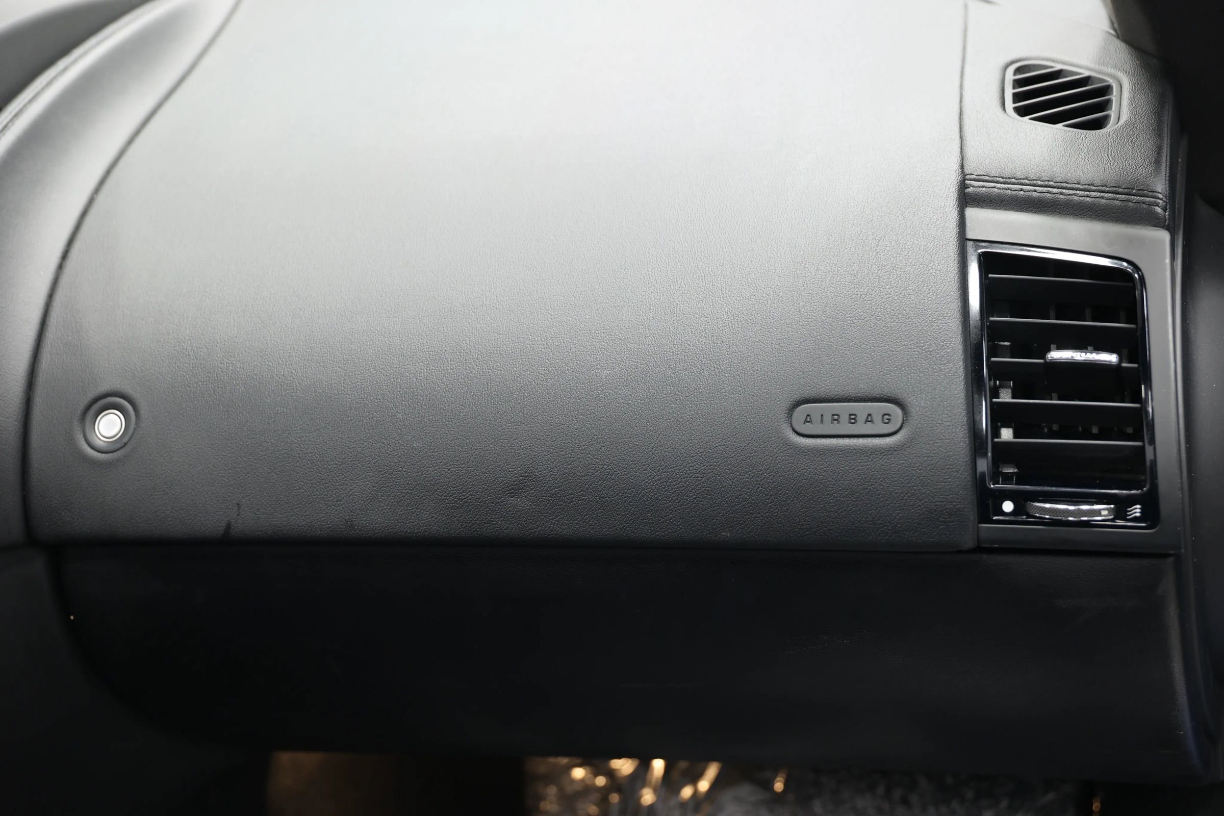 Used 2020 Jaguar F-TYPE Convertible image 61