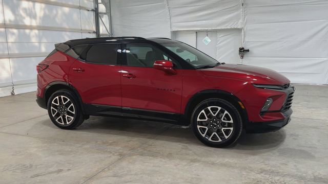 New 2026 Chevrolet Blazer RS w/ Enhanced Convenience Package FWD image 2