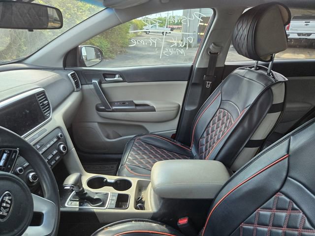 Used 2022 Kia Sportage LX image 9