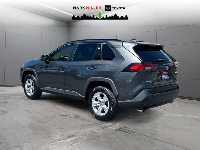 Used 2020 Toyota RAV4 XLE AWD/4WD image 3