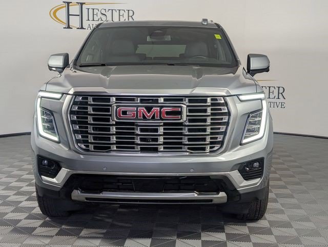 Used 2025 GMC Yukon XL Denali AWD/4WD image 3