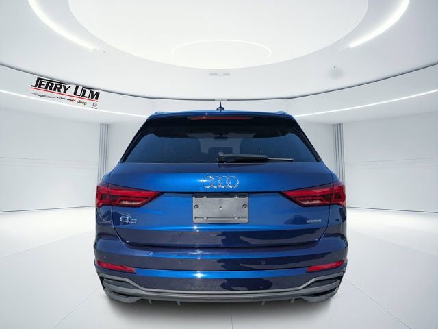 Used 2023 Audi Q3 2.0T Premium Plus w/ Premium Plus Package image 4
