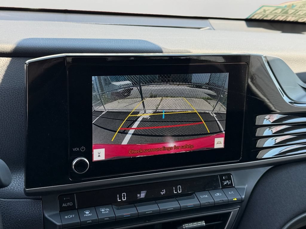 Used 2025 Toyota Camry LE FWD image 26