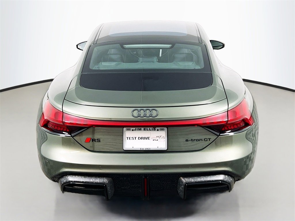 New 2026 Audi RS e-tron GT performance image 6