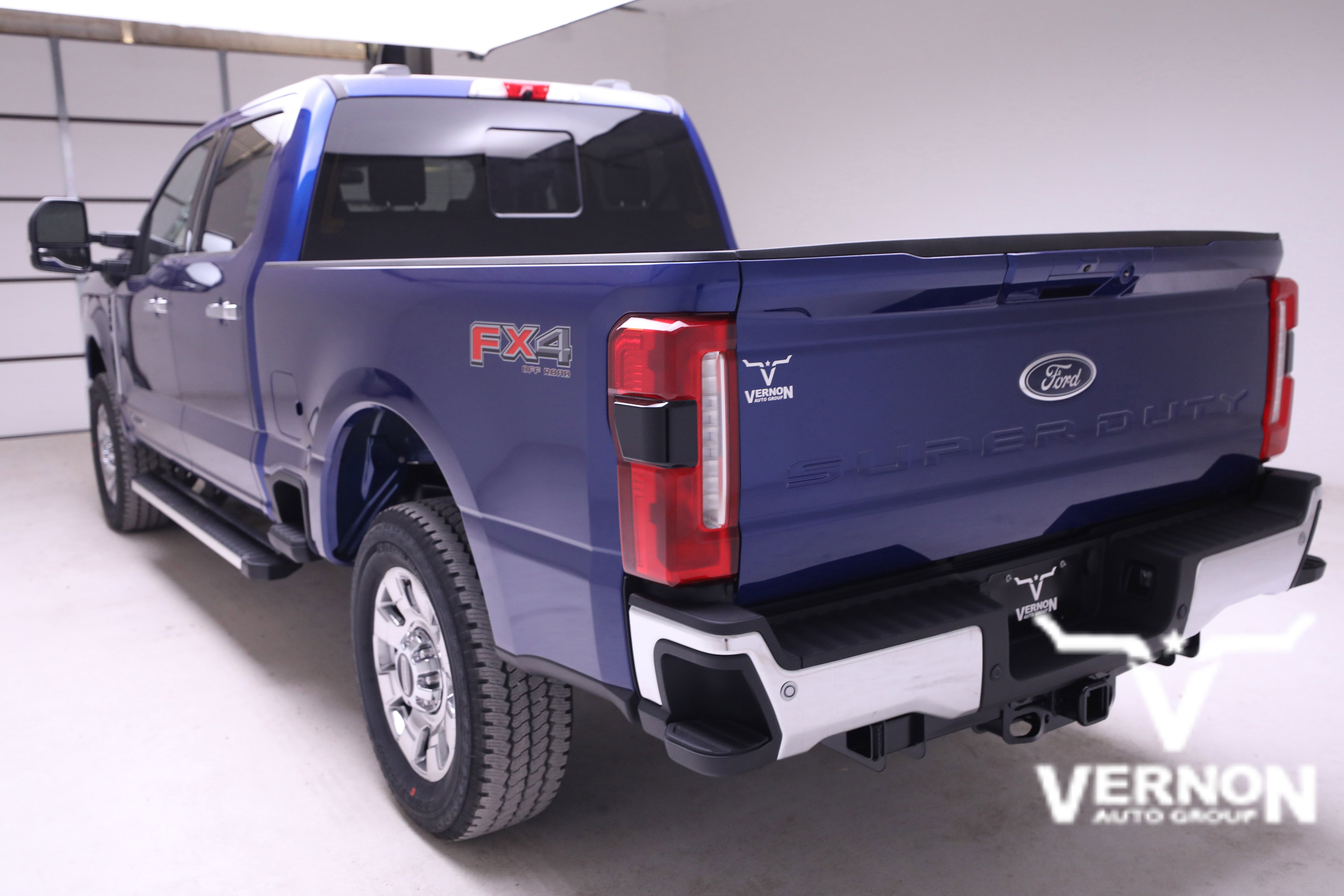 New 2026 Ford F250 Lariat w/ Chrome Package image 3