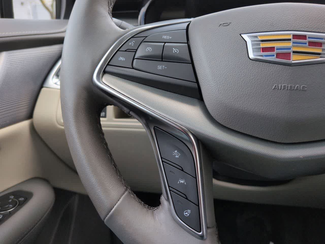 Used 2023 Cadillac XT5 Premium Luxury AWD/4WD image 24