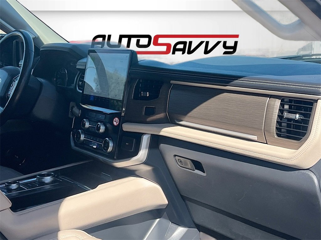 Used 2024 Ford Expedition Max Limited image 32