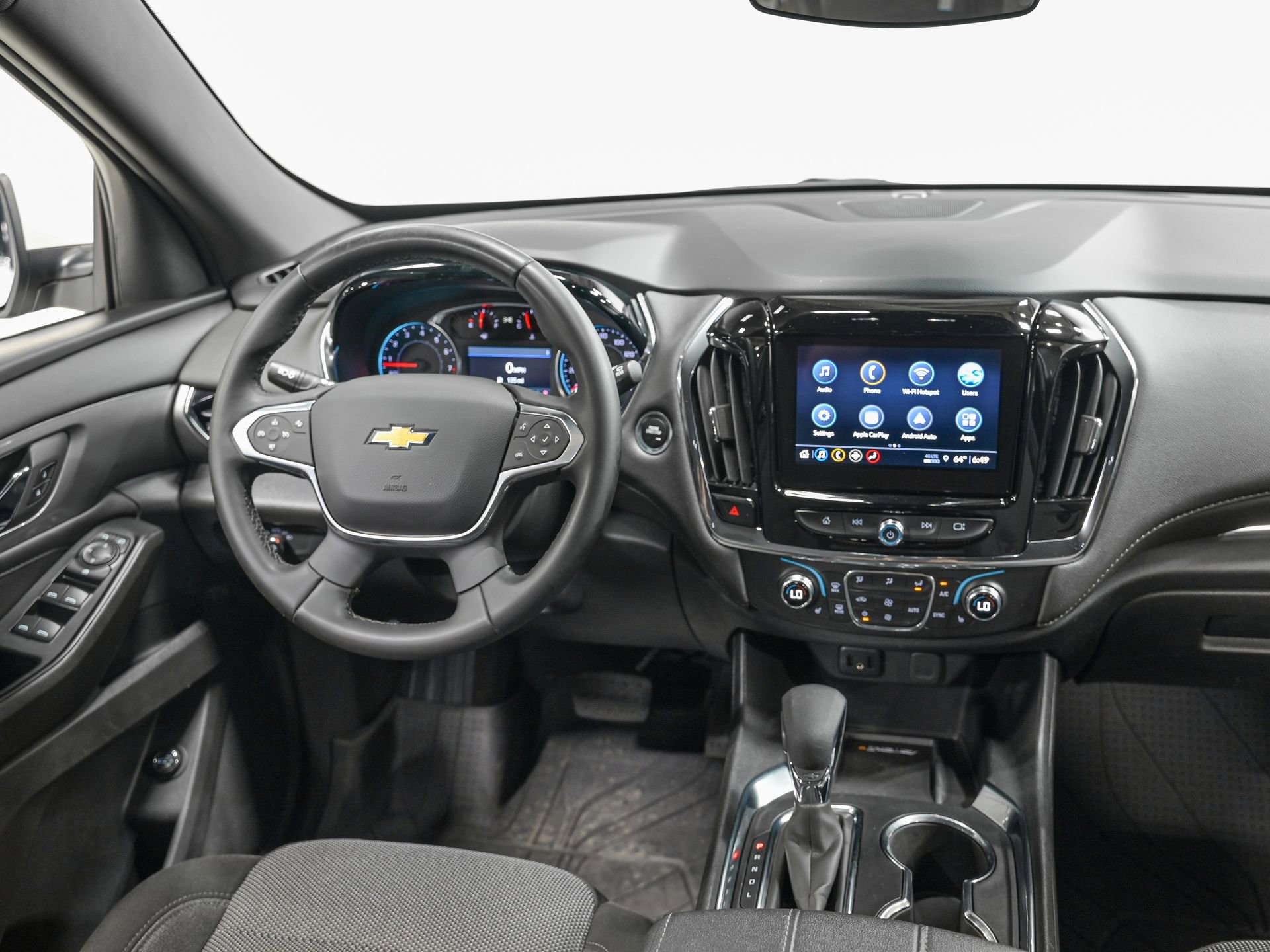 Used 2023 Chevrolet Traverse LT w/ LPO, Floor Liner Package image 29