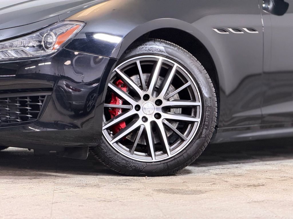 Used 2019 Maserati Ghibli S Q4 image 2