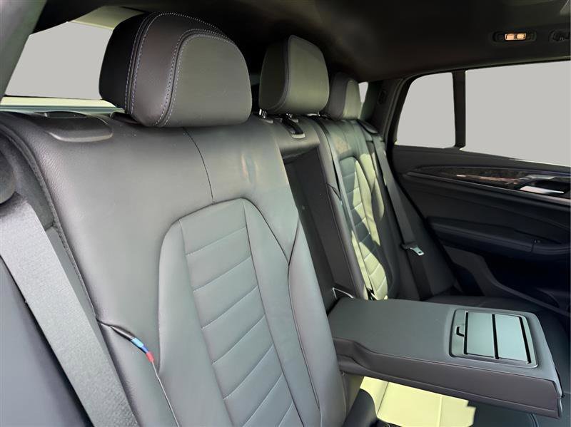 Used 2019 BMW X4 M40i w/ Executive Package image 39