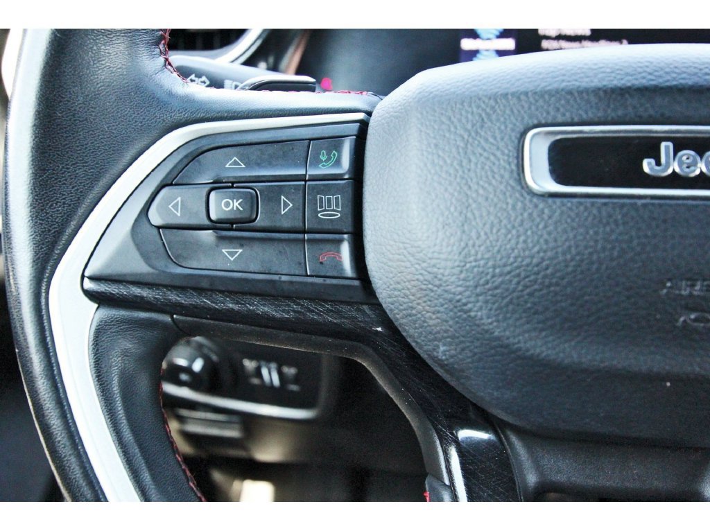 Used 2022 Jeep Grand Cherokee Trailhawk w/ ADV Protech Group II AWD/4WD image 19