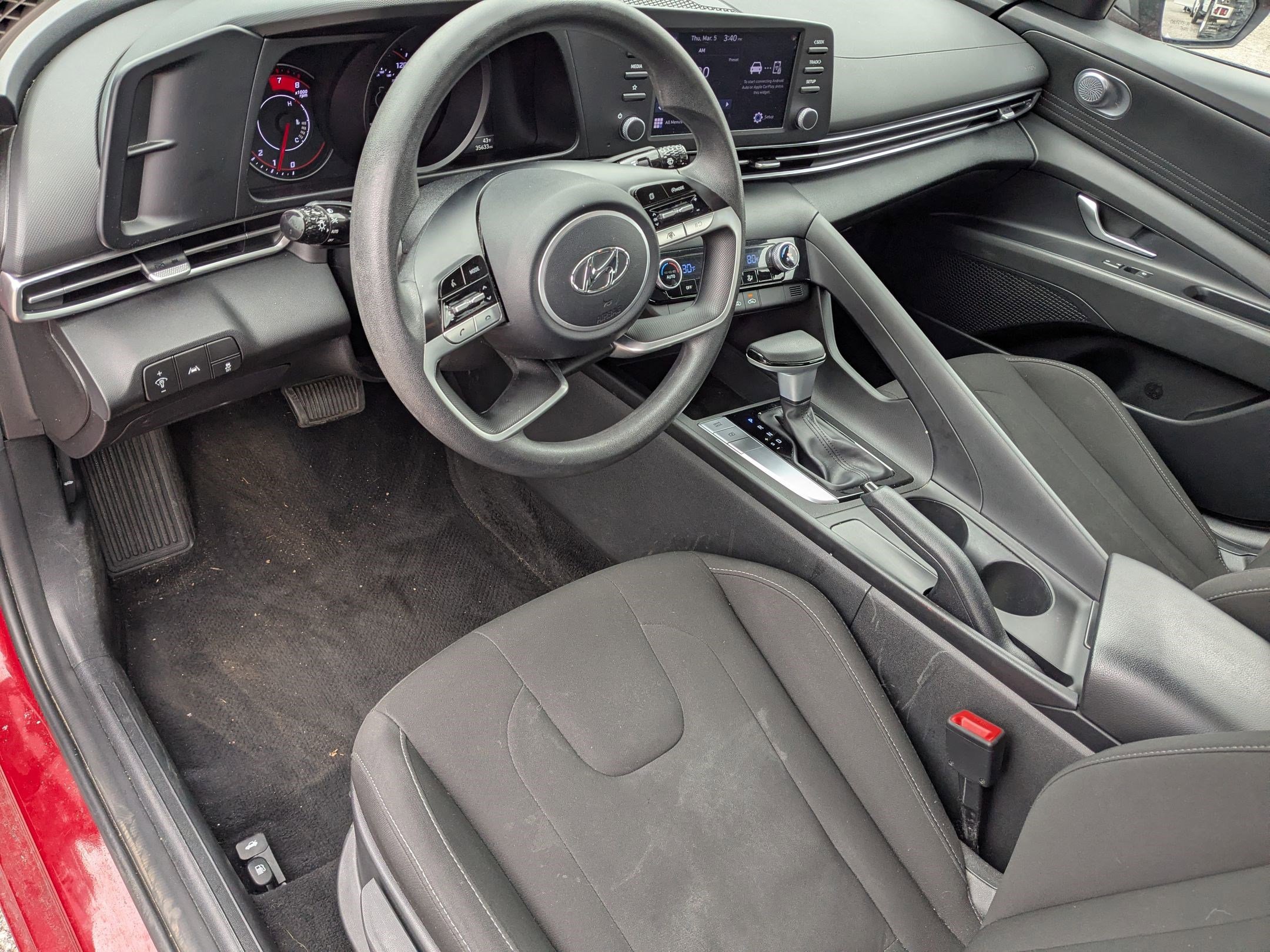 Used 2023 Hyundai Elantra SEL image 16