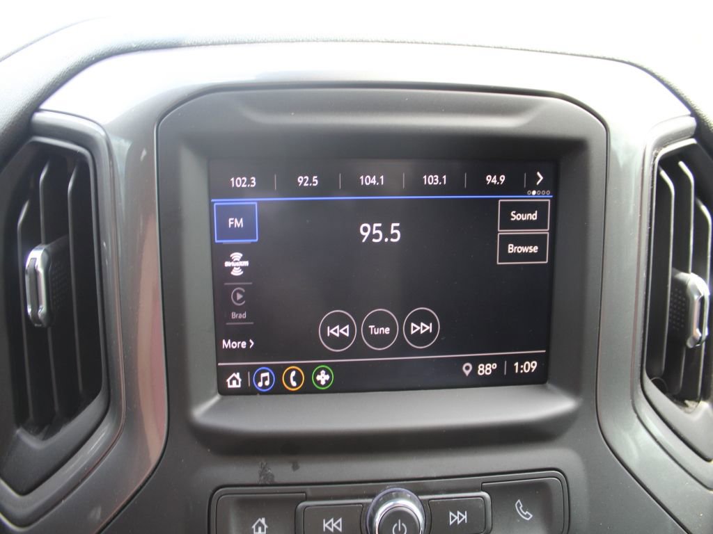 Used 2025 Chevrolet Silverado 1500 Custom AWD/4WD image 16