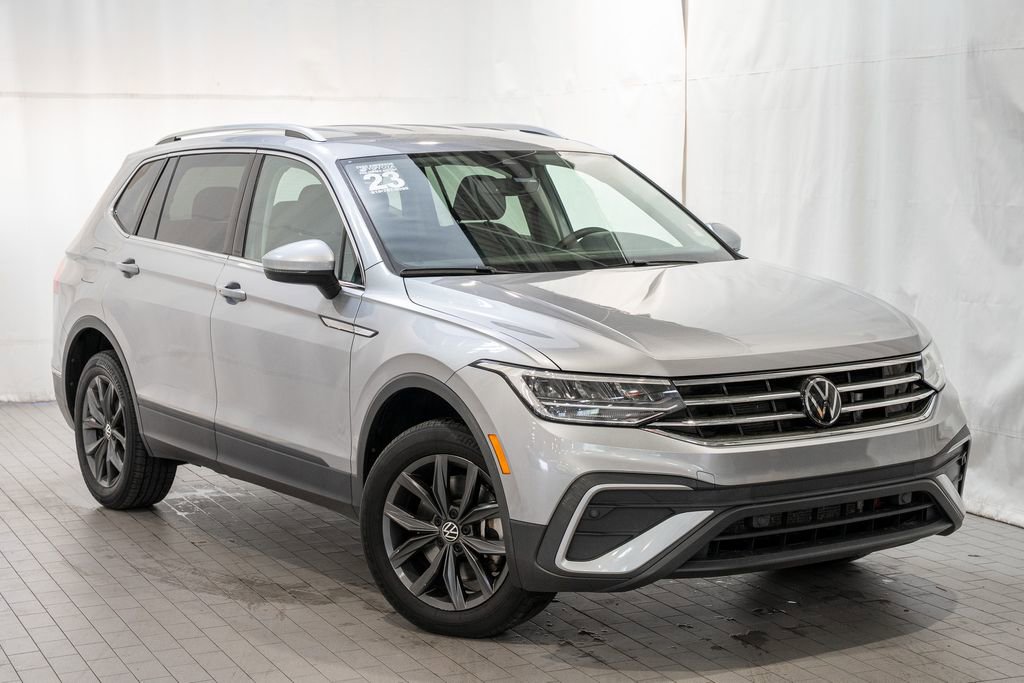 Used 2023 Volkswagen Tiguan SE image 1