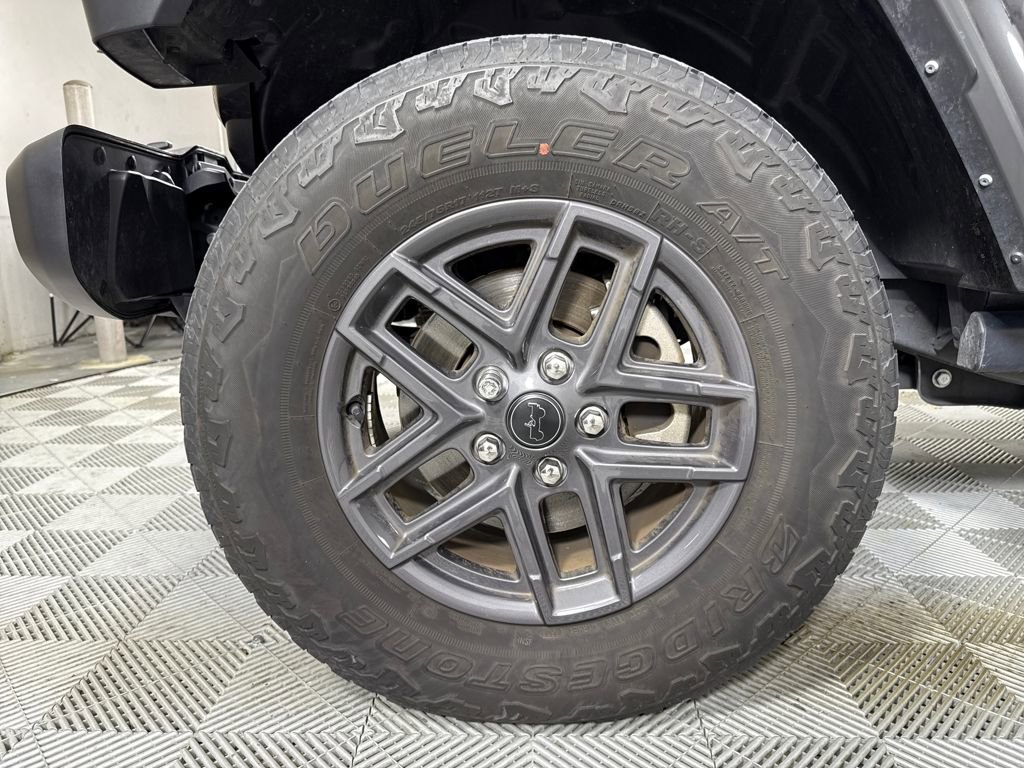 Used 2024 Jeep Gladiator Sport image 18