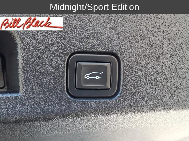 Used 2024 Chevrolet Traverse LS w/ Midnight/Sport Edition FWD image 7