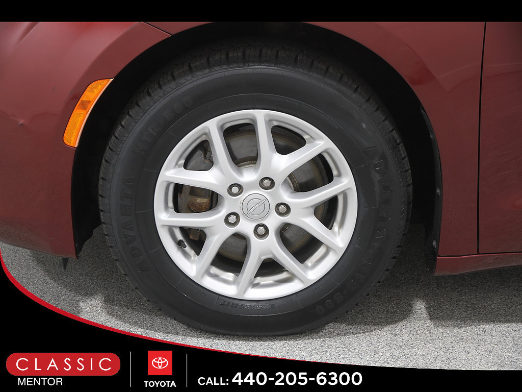 Used 2017 Chrysler Pacifica LX FWD image 24