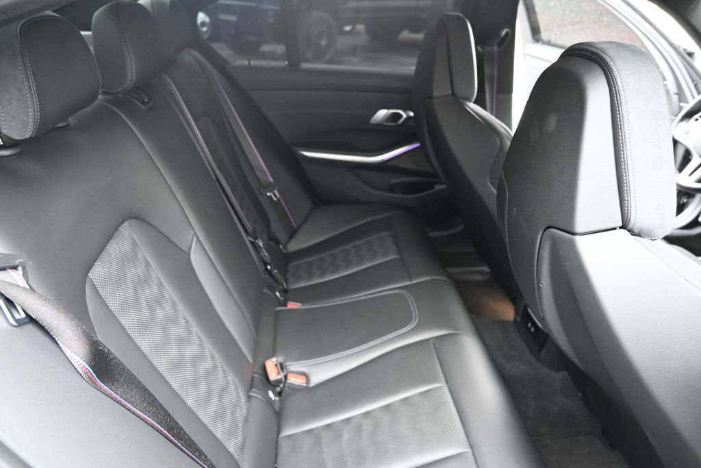 Used 2022 BMW M3 Competition w/ M Carbon Exterior Package AWD/4WD image 24