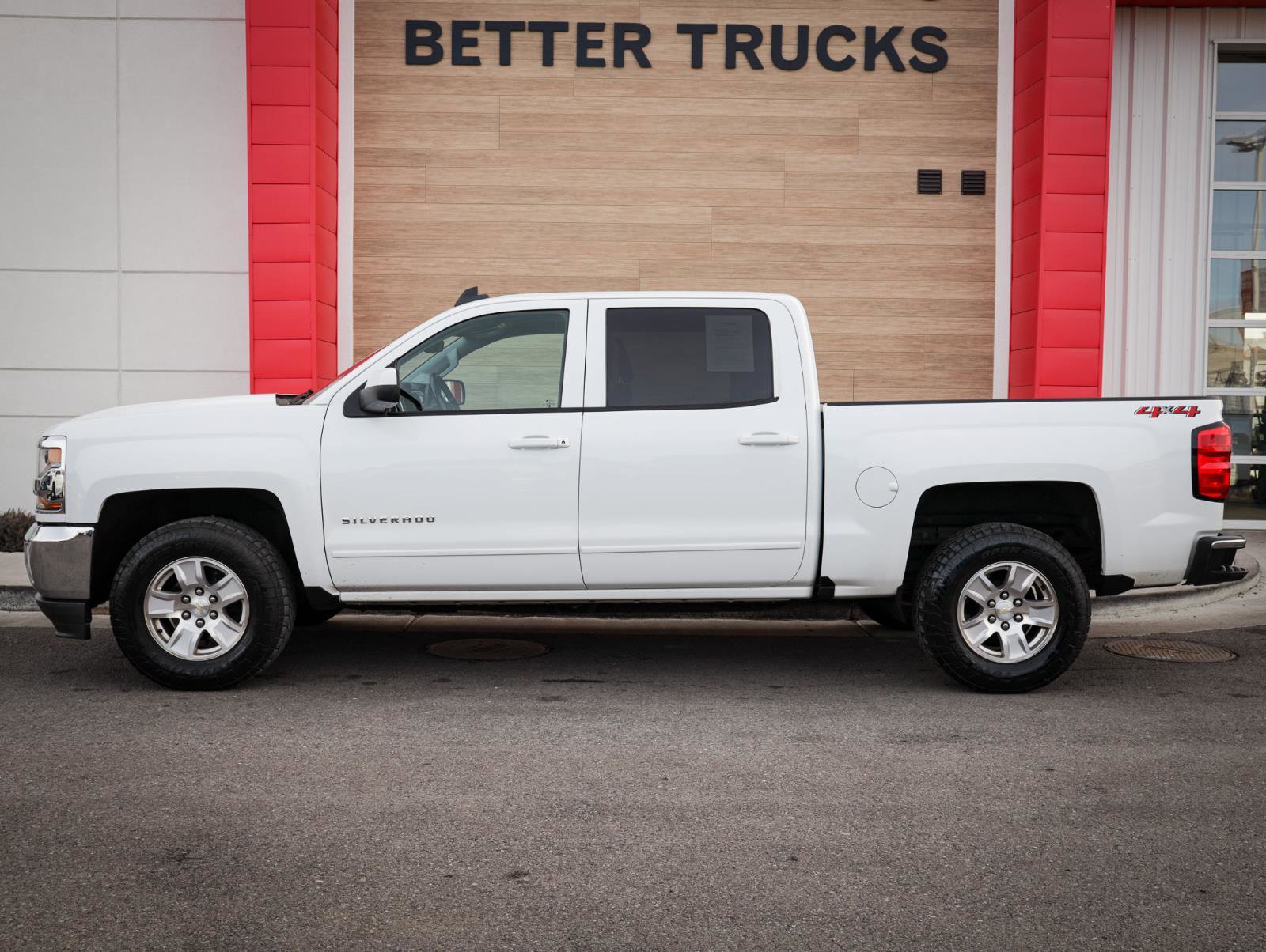 Used 2018 Chevrolet Silverado 1500 LT w/ All Star Edition image 7