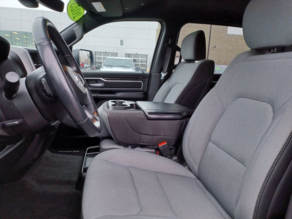 Used 2023 RAM 1500 Big Horn AWD/4WD image 9