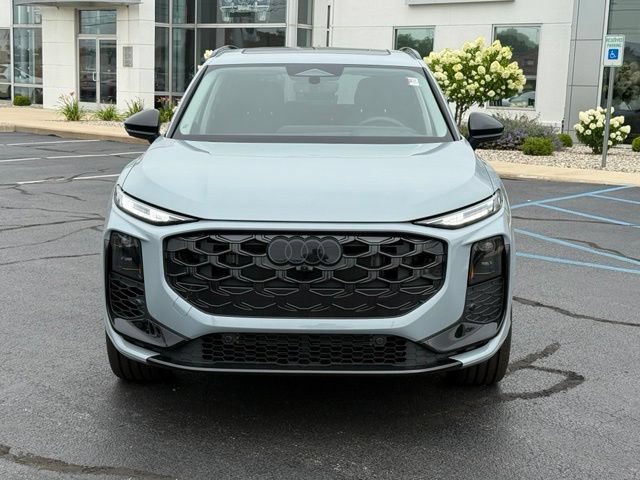 New 2026 Audi Q3 quattro 2.0T AWD/4WD image 2