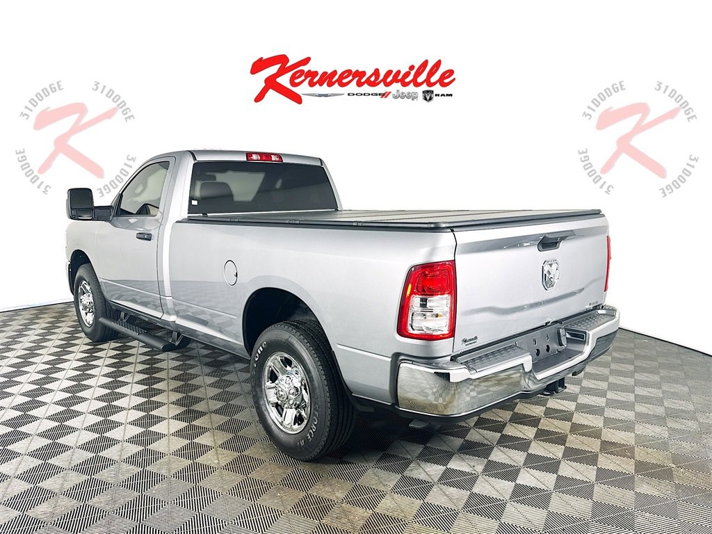Used 2024 RAM 2500 Tradesman w/ Chrome Appearance Group image 5