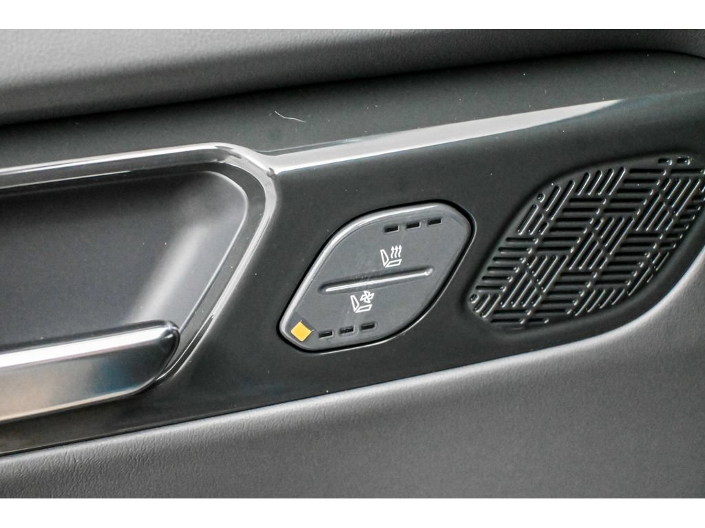 New 2026 Kia EV9 Land w/ Nightfall Edition Package AWD/4WD image 9