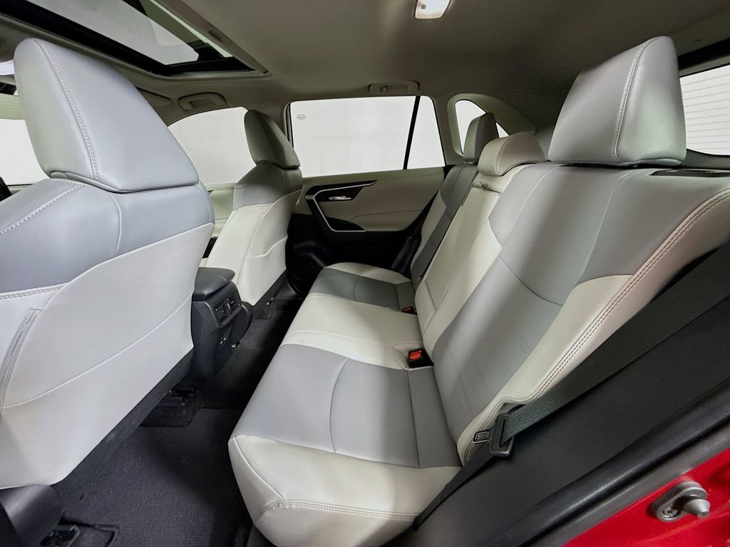 Certified 2022 Toyota RAV4 XLE Premium FWD image 24