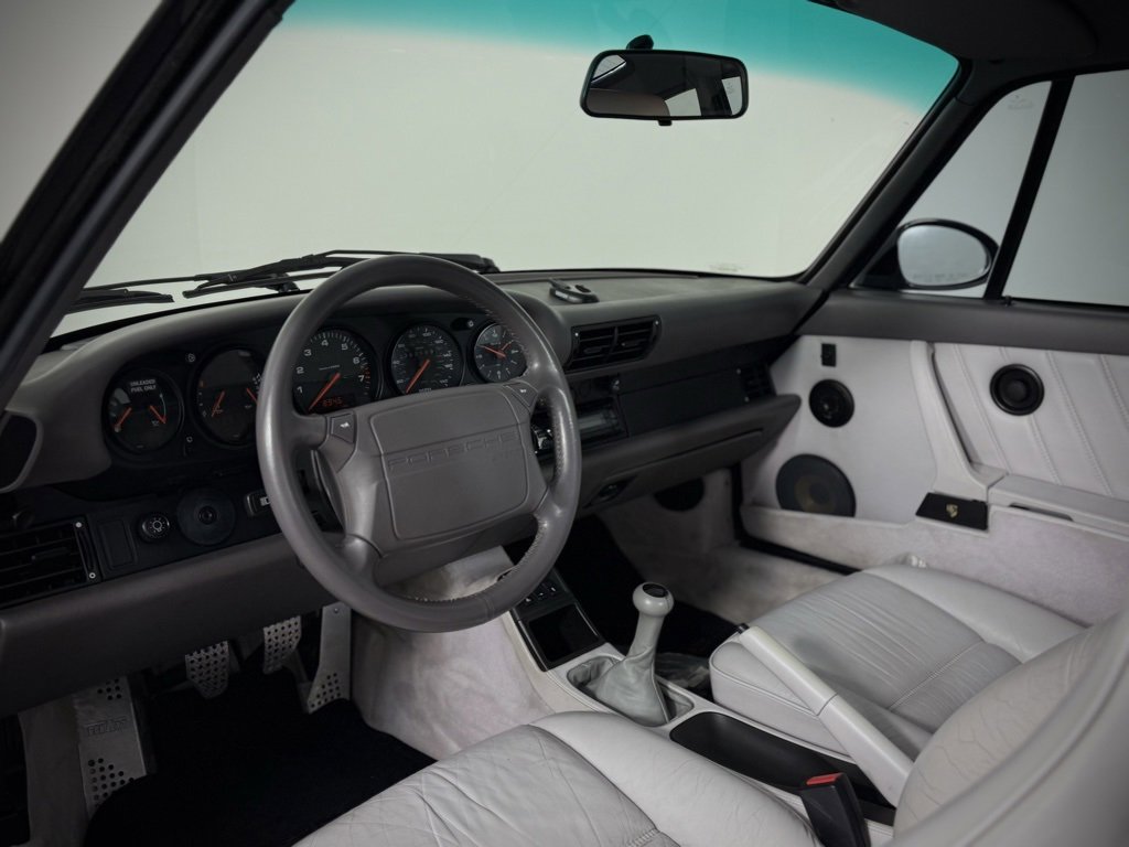 Used 1991 Porsche 911 Turbo image 4