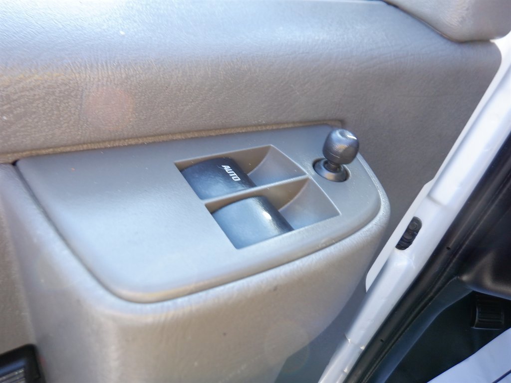 Used 2020 GMC Savana 2500 V8 Racks AND Bins w/ Driver Convenience Package image 14