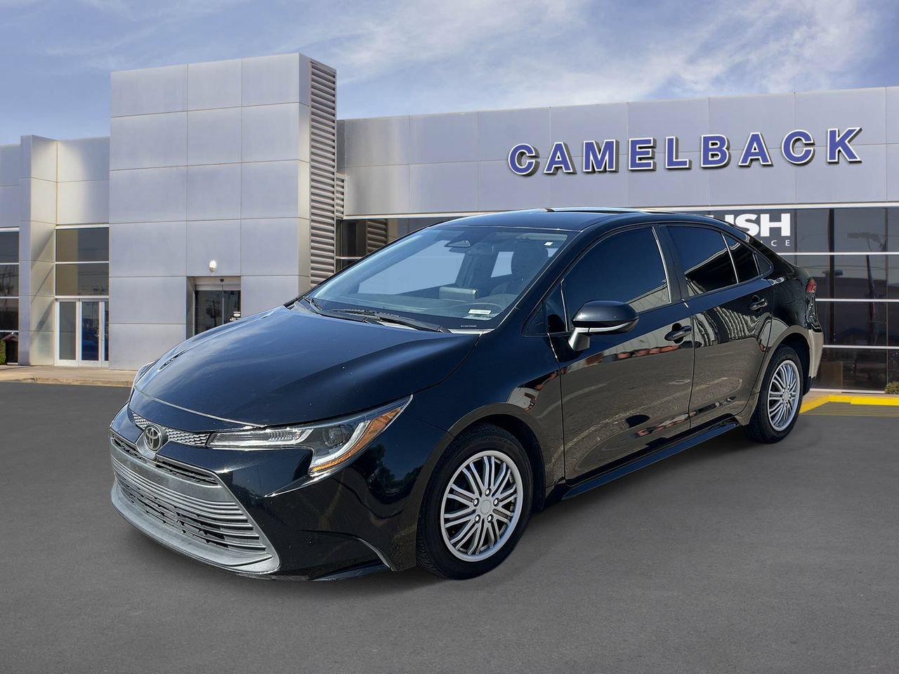 Used 2023 Toyota Corolla LE FWD image 15