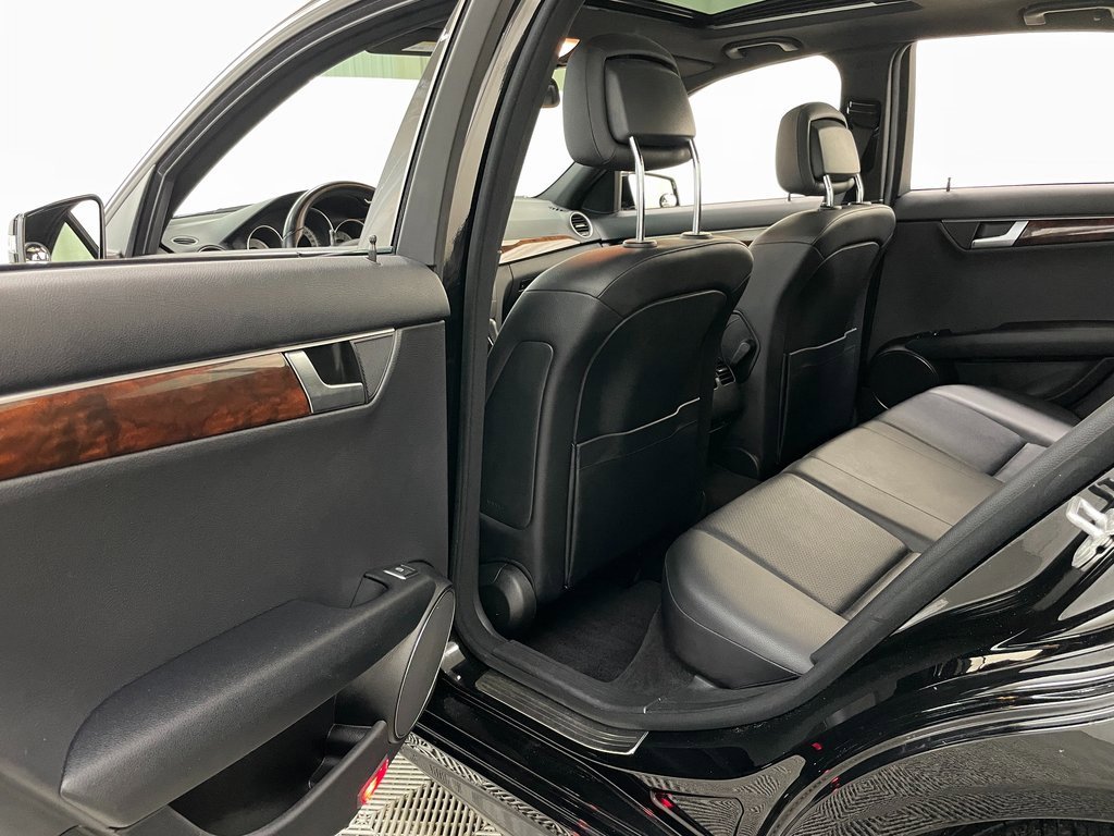Used 2012 Mercedes-Benz C 300 4MATIC Sedan image 41