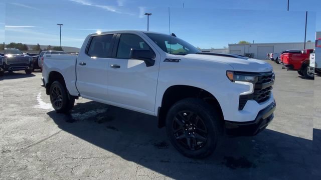 New 2026 Chevrolet Silverado 1500 LT Trail Boss w/ Dark Appearance Package AWD/4WD image 2