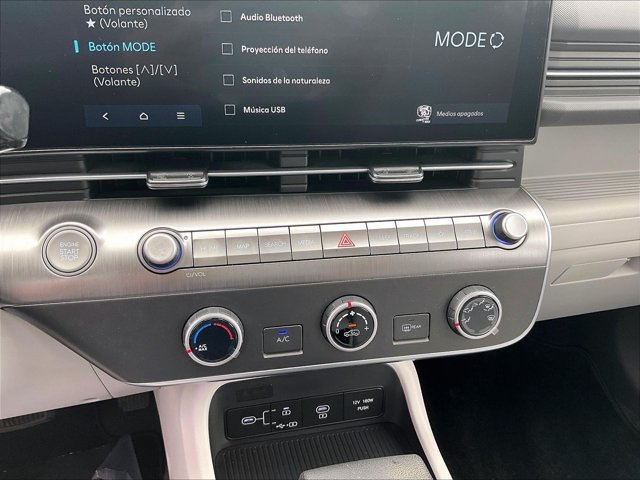 Used 2024 Hyundai Kona SE FWD image 24