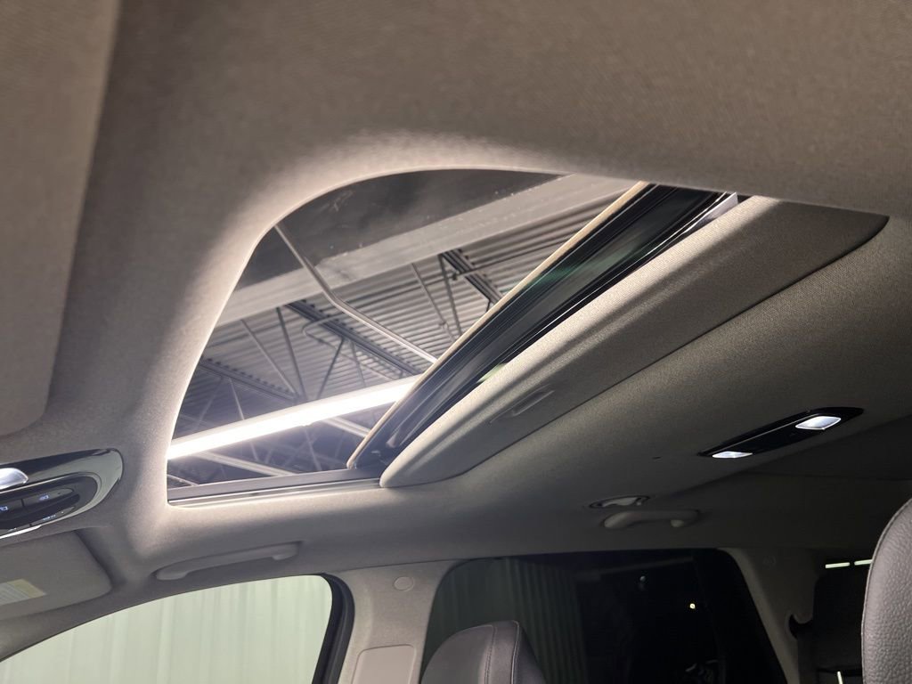 Used 2024 Hyundai Palisade Limited image 24