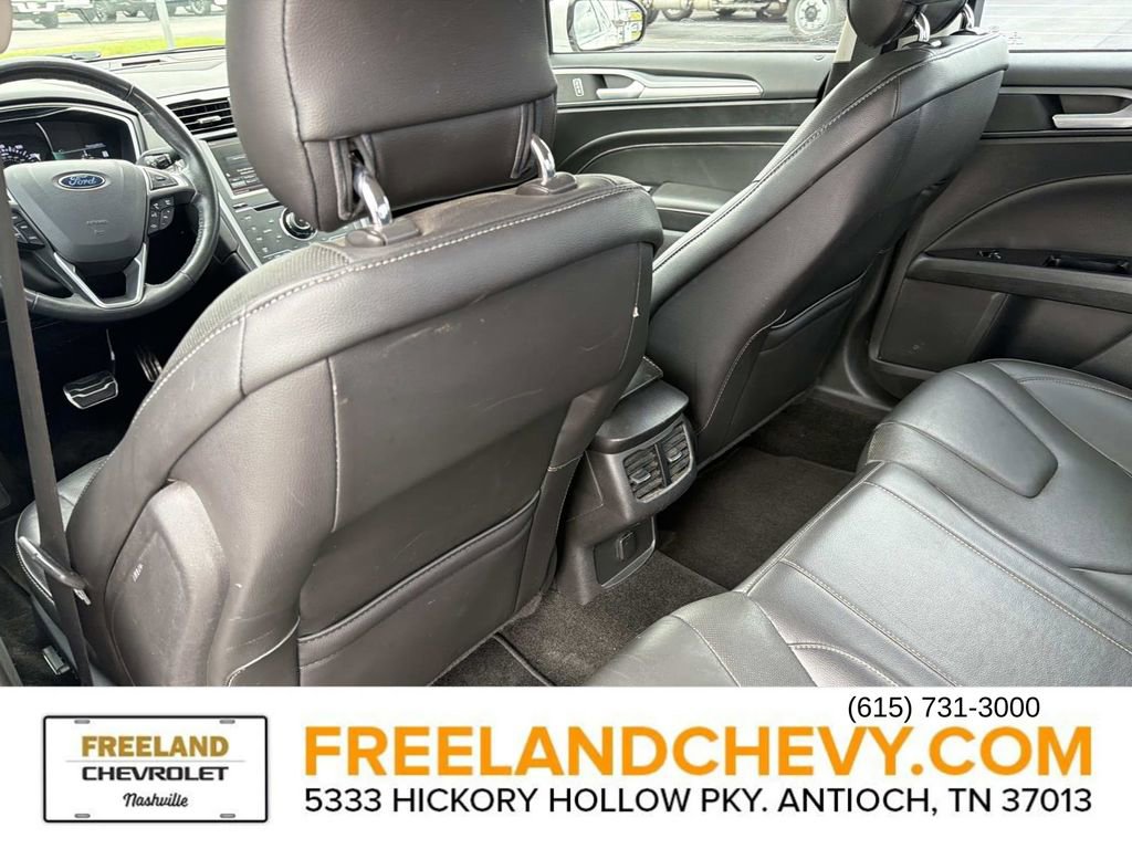 Used 2015 Ford Fusion Titanium image 18