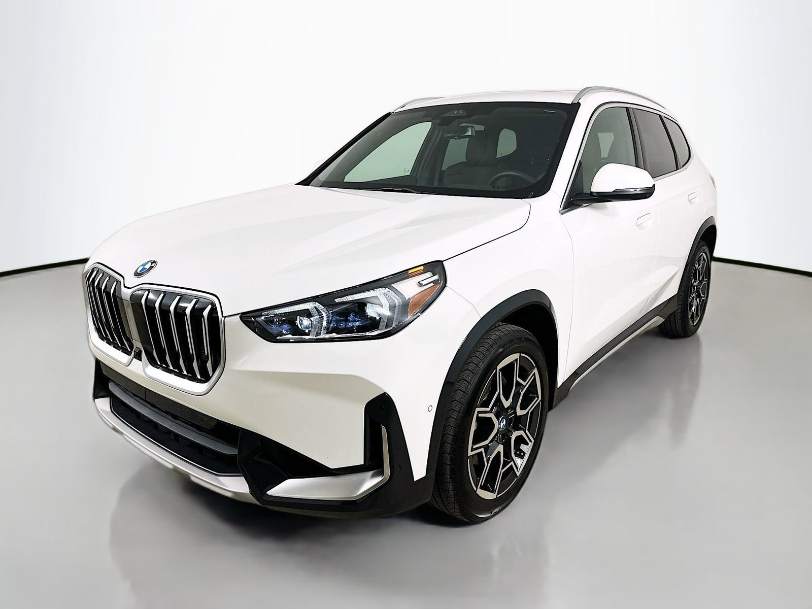Used 2025 BMW X1 xDrive28i AWD/4WD video 1