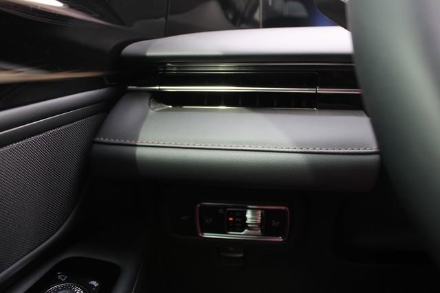 New 2026 Lincoln Nautilus Premier AWD/4WD image 38