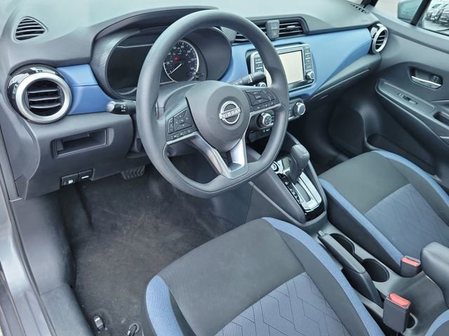 Used 2025 Nissan Versa SV FWD image 16