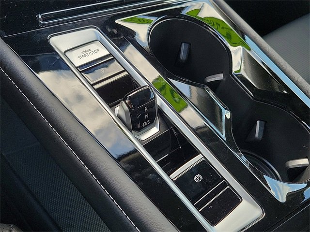 New 2025 Volkswagen Atlas SEL Premium R-Line image 10