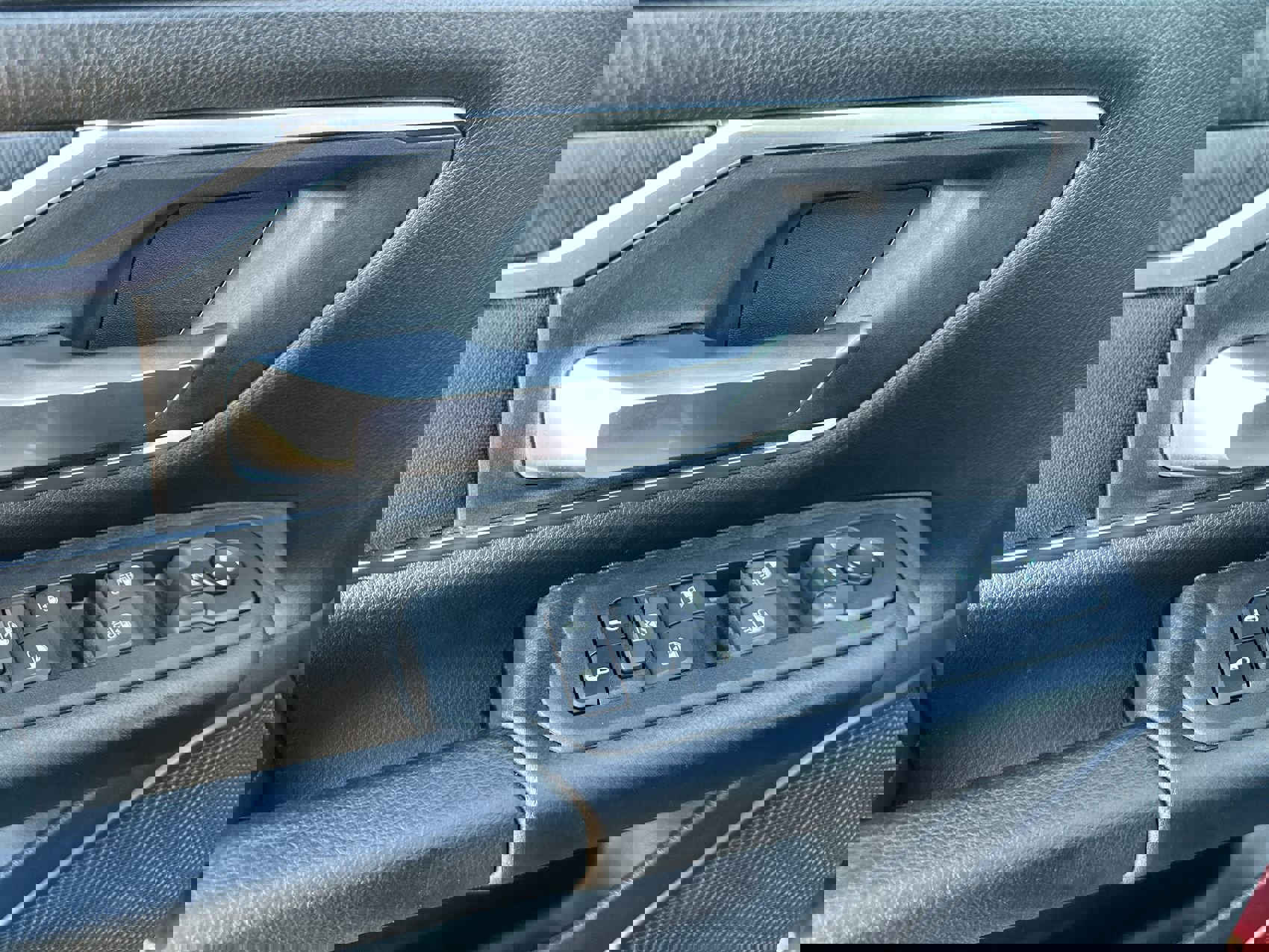 Used 2025 RAM 1500 Big Horn image 13