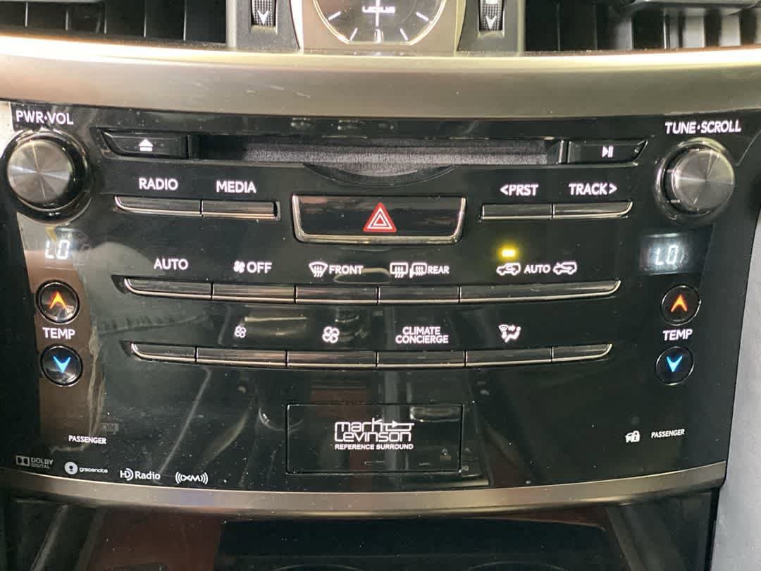 Used 2017 Lexus LX 570 4WD w/ Luxury Package image 21