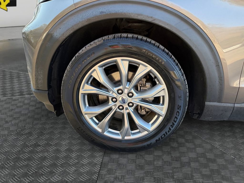 Used 2021 Ford Explorer Limited w/ Equipment Group 301A image 14