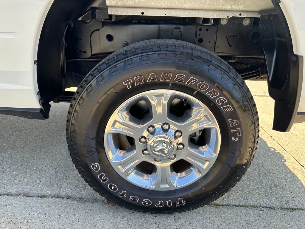 Used 2024 RAM 3500 Big Horn image 37