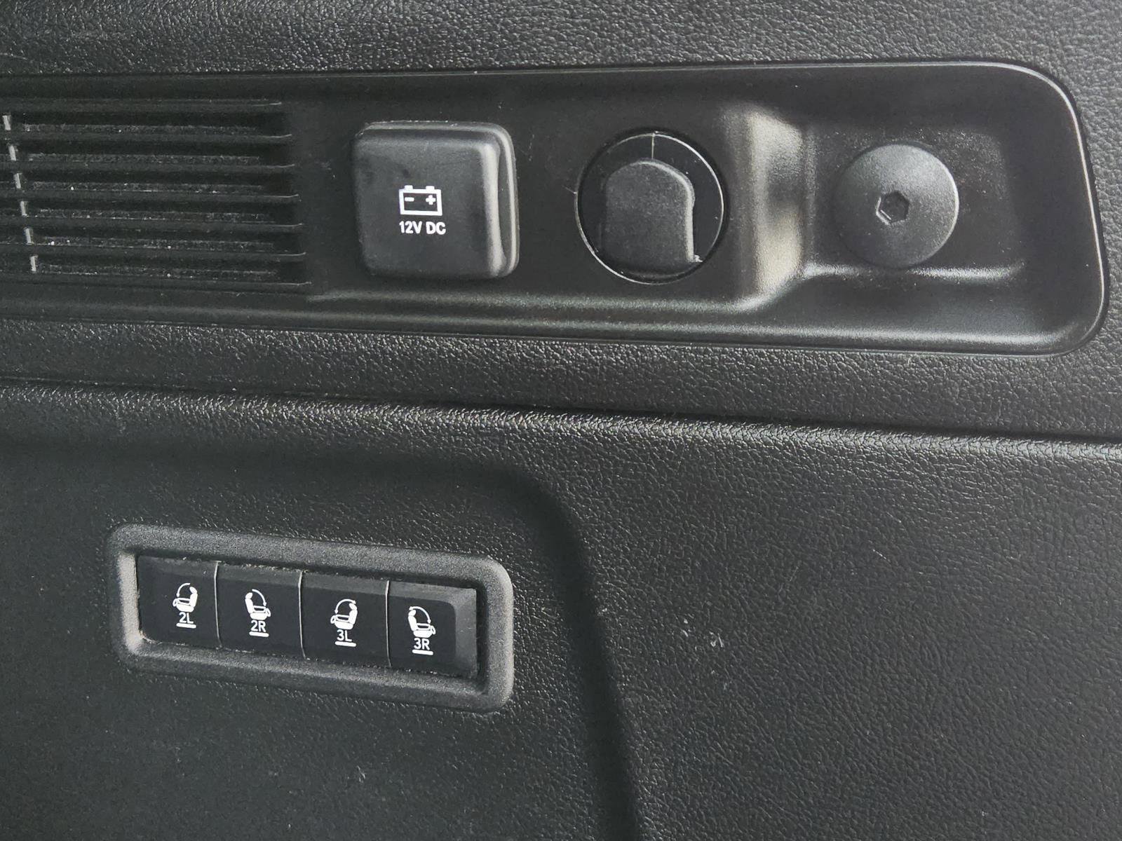 Used 2024 Jeep Wagoneer L Series II w/ Flexible Seating Group image 9