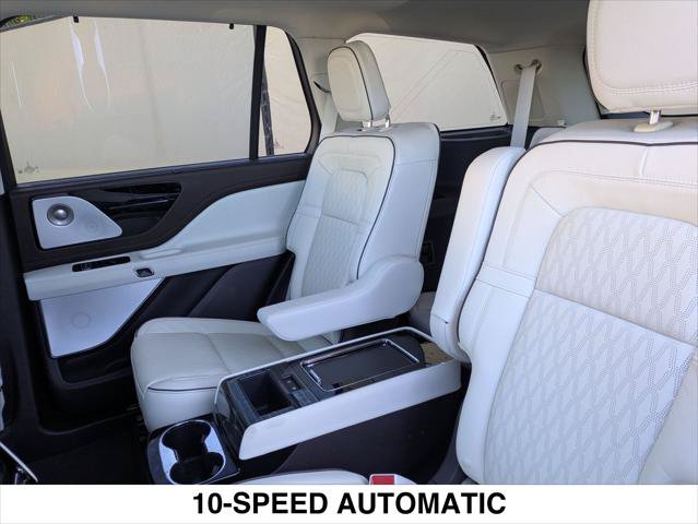 Used 2023 Lincoln Aviator Black Label w/ Class IV Trailer Tow Package AWD/4WD image 24