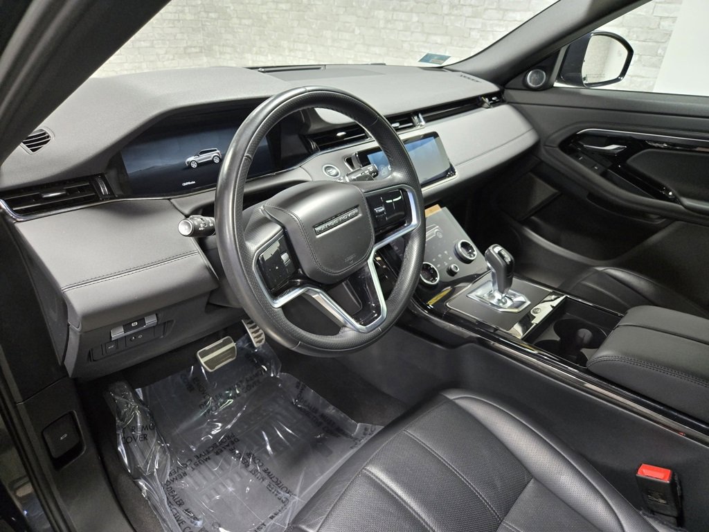 Used 2023 Land Rover Range Rover Evoque R-Dynamic SE image 14