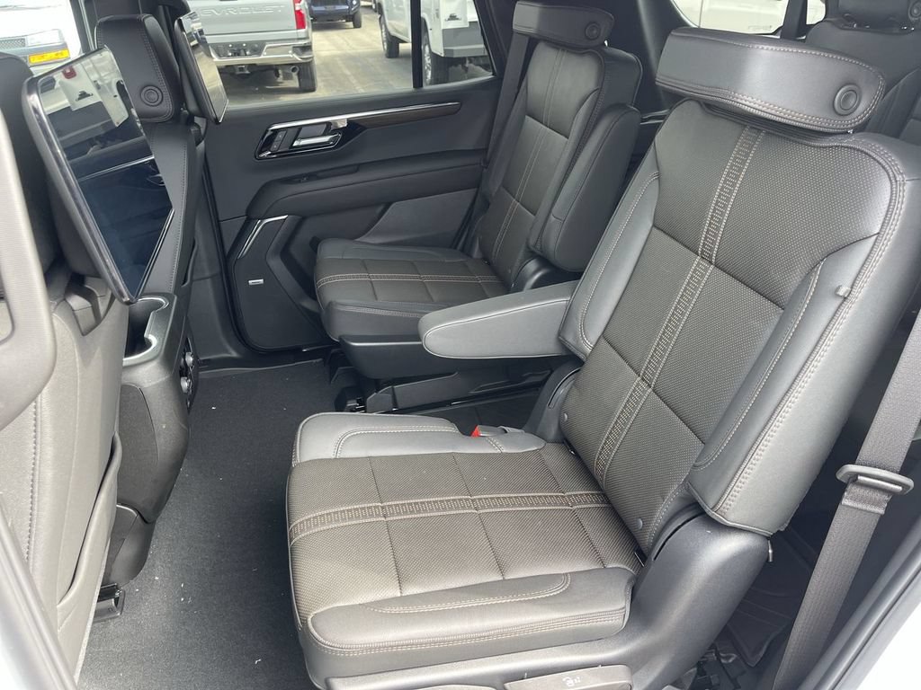 New 2026 Chevrolet Tahoe High Country AWD/4WD image 23